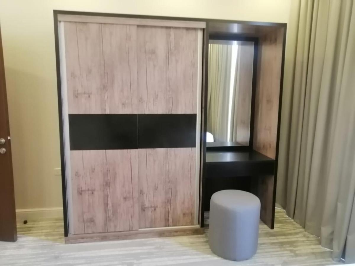 Clowzer Hotel Appartments リヤード エクステリア 写真